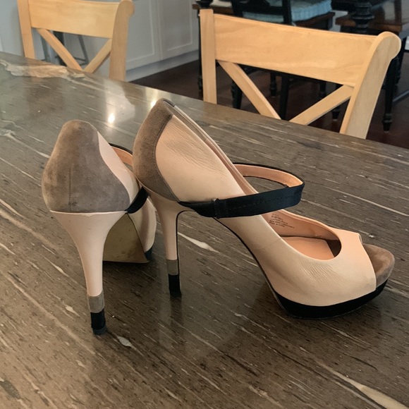 Jessica Simpson - Picture 4 of 4